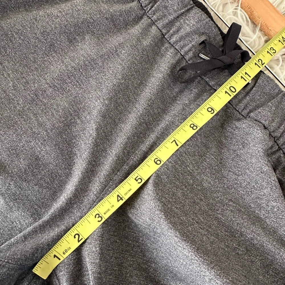 Lululemon On The Fly Heathered Gray Drawstring Waist Pants Ladies Size‎ 12